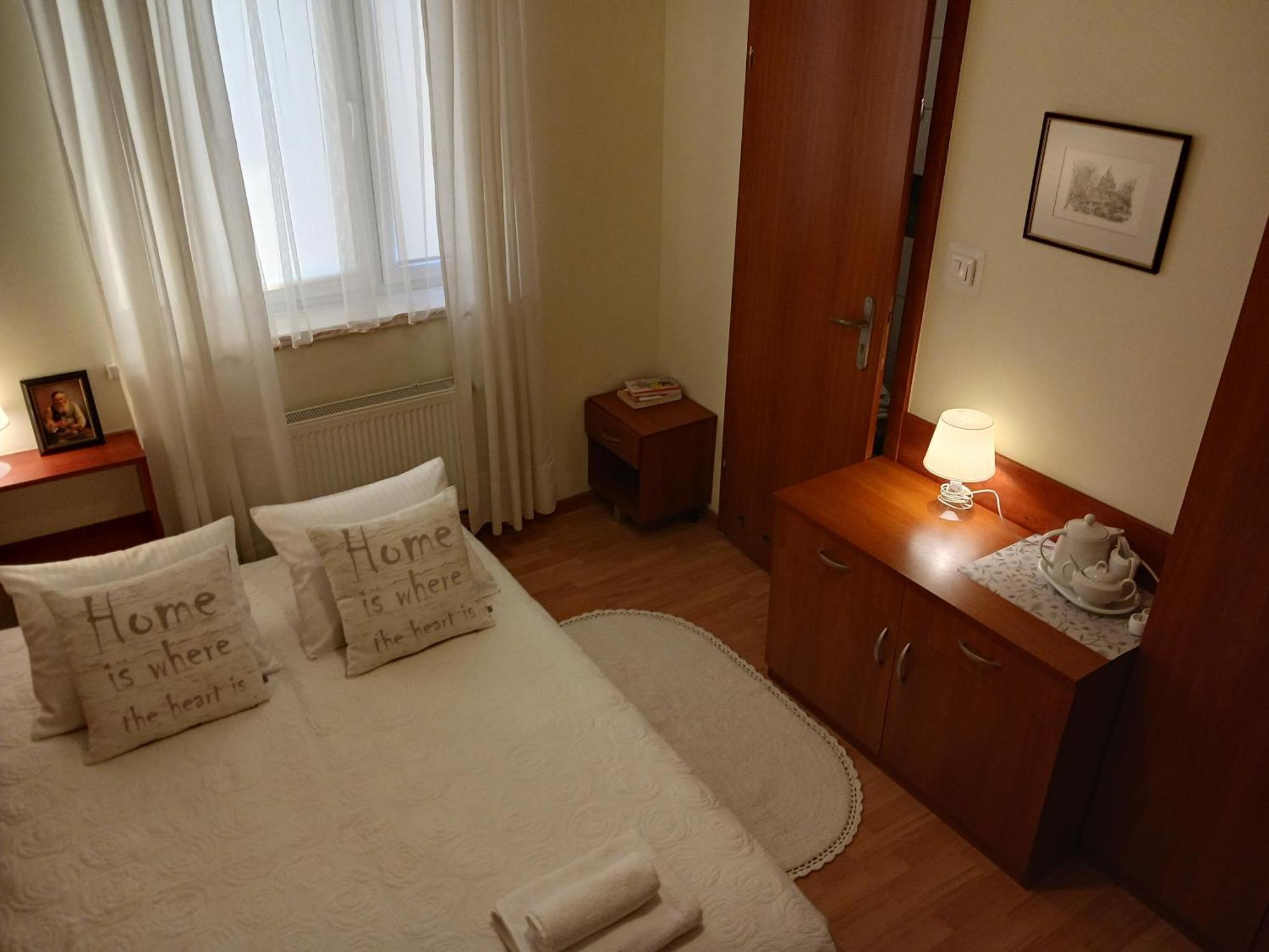 Goscinne Jana Homestay *
